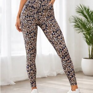 Victoria's Secret Leopard Print Leggings in Tan and Black